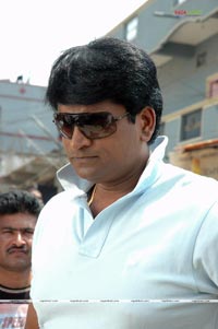 Allari Ravi Babu Photo Gallery from Prati Roju