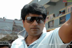 Allari Ravi Babu Photo Gallery from Prati Roju