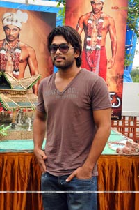 Allu Arjun Photo Gallery at Varudu Press Meet