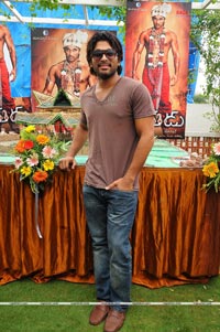 Allu Arjun Photo Gallery at Varudu Press Meet