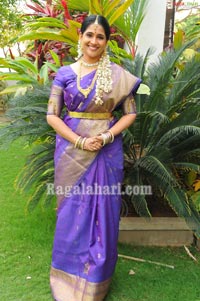 Anchor Bhargavi Photo Gallery