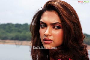 Deepika Padukune Photo Gallery from Kantri Mogudu