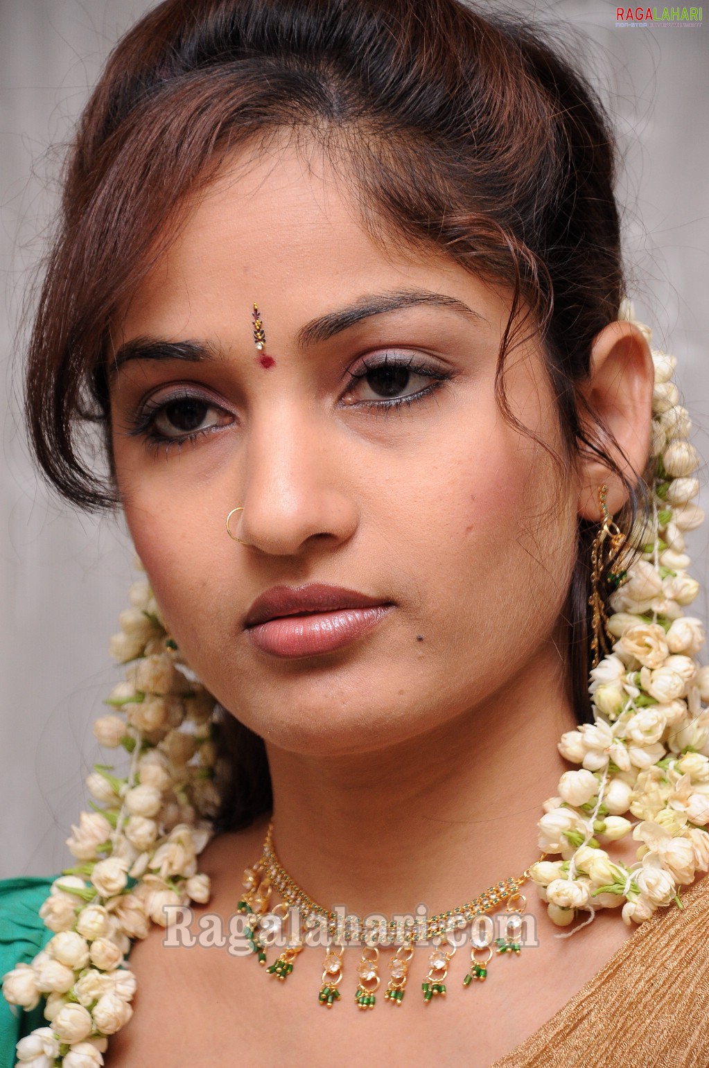 Madhavi Latha