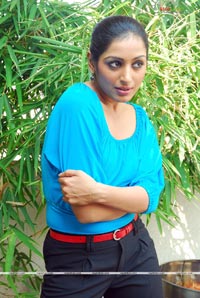 Padma Priya Photo Gallery