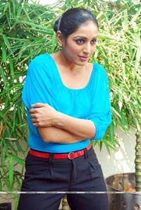 Padma Priya Photo Gallery