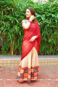 Richa Gangopadhyay Photo Gallery at Mirapakai Muhurat