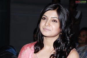 Samantha Photo Gallery