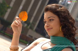 Tamanna Photo Gallery from Aawara