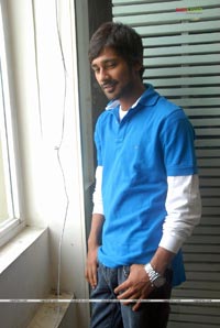 Varun Sandesh Photo Gallery at Marocharitra Press Meet