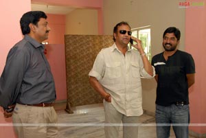 Bujjigadu Preview Show for Mohan Babu Family