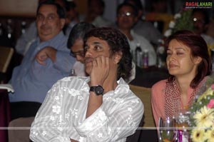 Nagarjuna & Shriya at Galla Thick Mango Nectar Launch