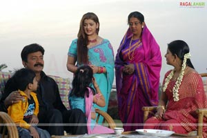 Rajasekhar, Aarti Agarwal, Meera Jasmine