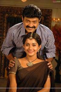 Rajasekhar, Aarti Agarwal, Meera Jasmine