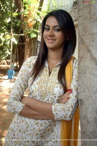 Kamna Jetmalani at Andamaina Abadham Sets