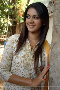 Kamna Jetmalani at Andamaina Abadham Sets