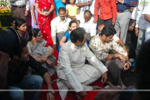 NTR family pays tribute 