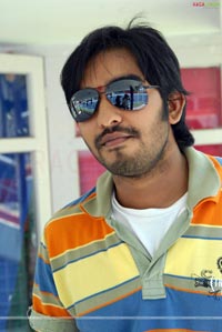 Santosh Pawan at Tellarindoye Maavo Maava Muhurat