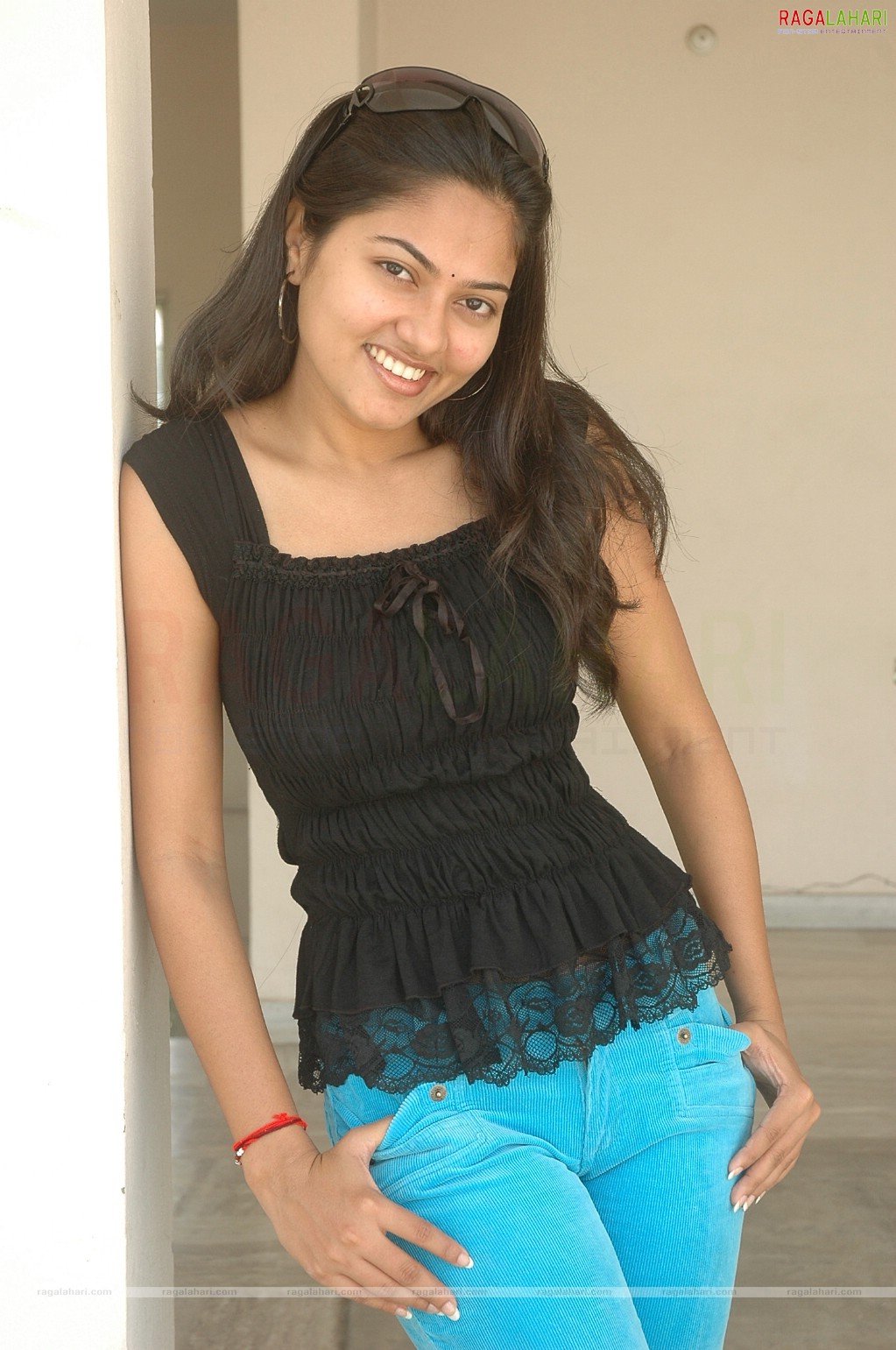 Suhasini