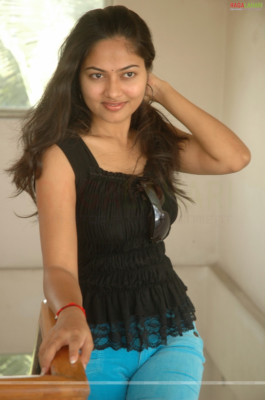 Suhasini