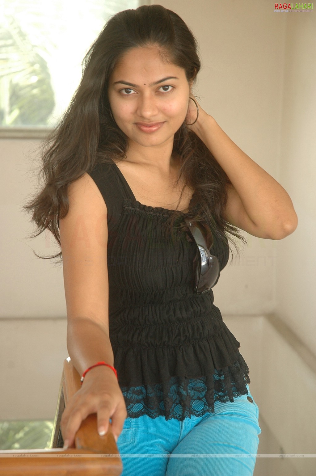 Suhasini