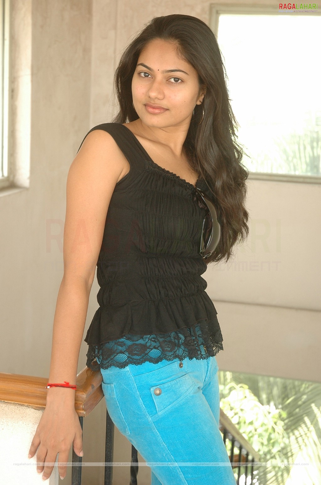 Suhasini