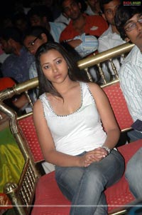 Swetha(Kotha Bangaru Lokham) at Parugu Double Platinum Disc Function