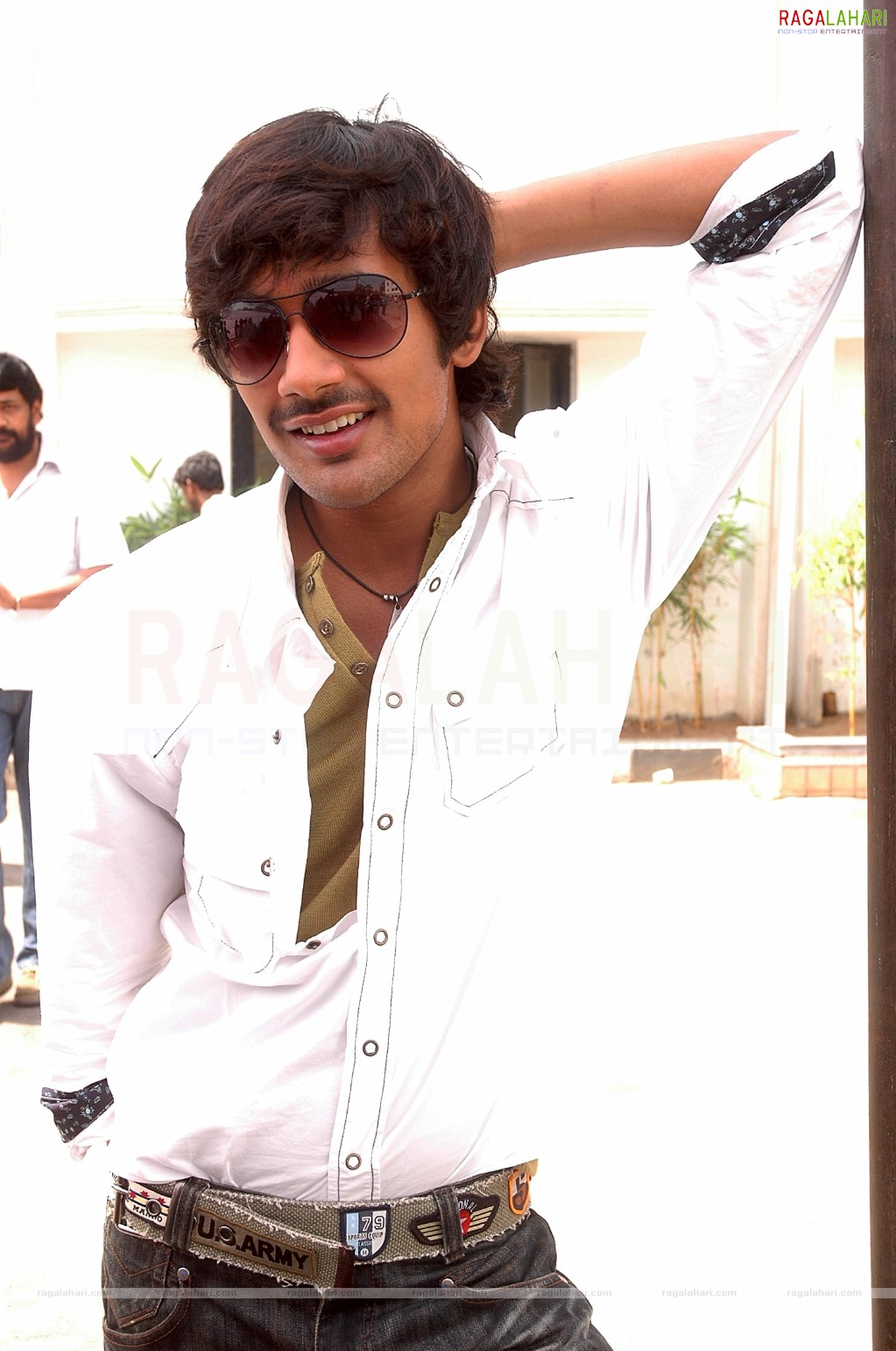 Varun Sandesh