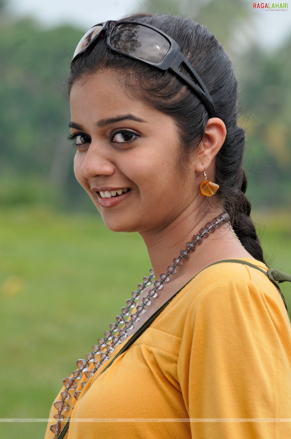 Colors Swathi