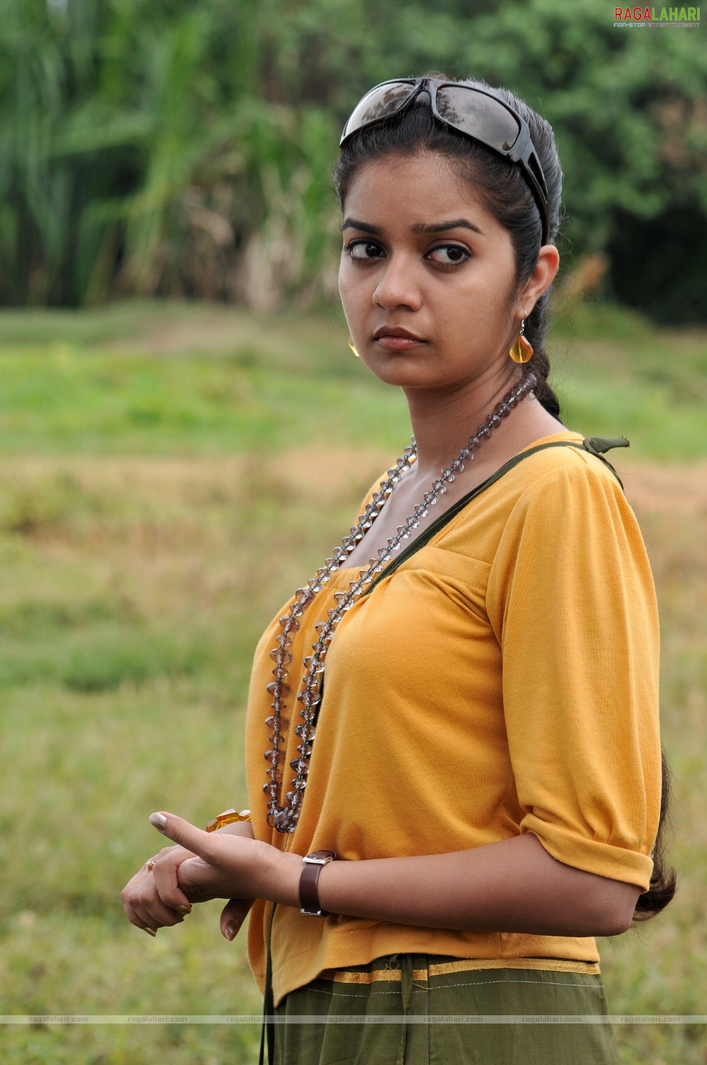 Colors Swathi