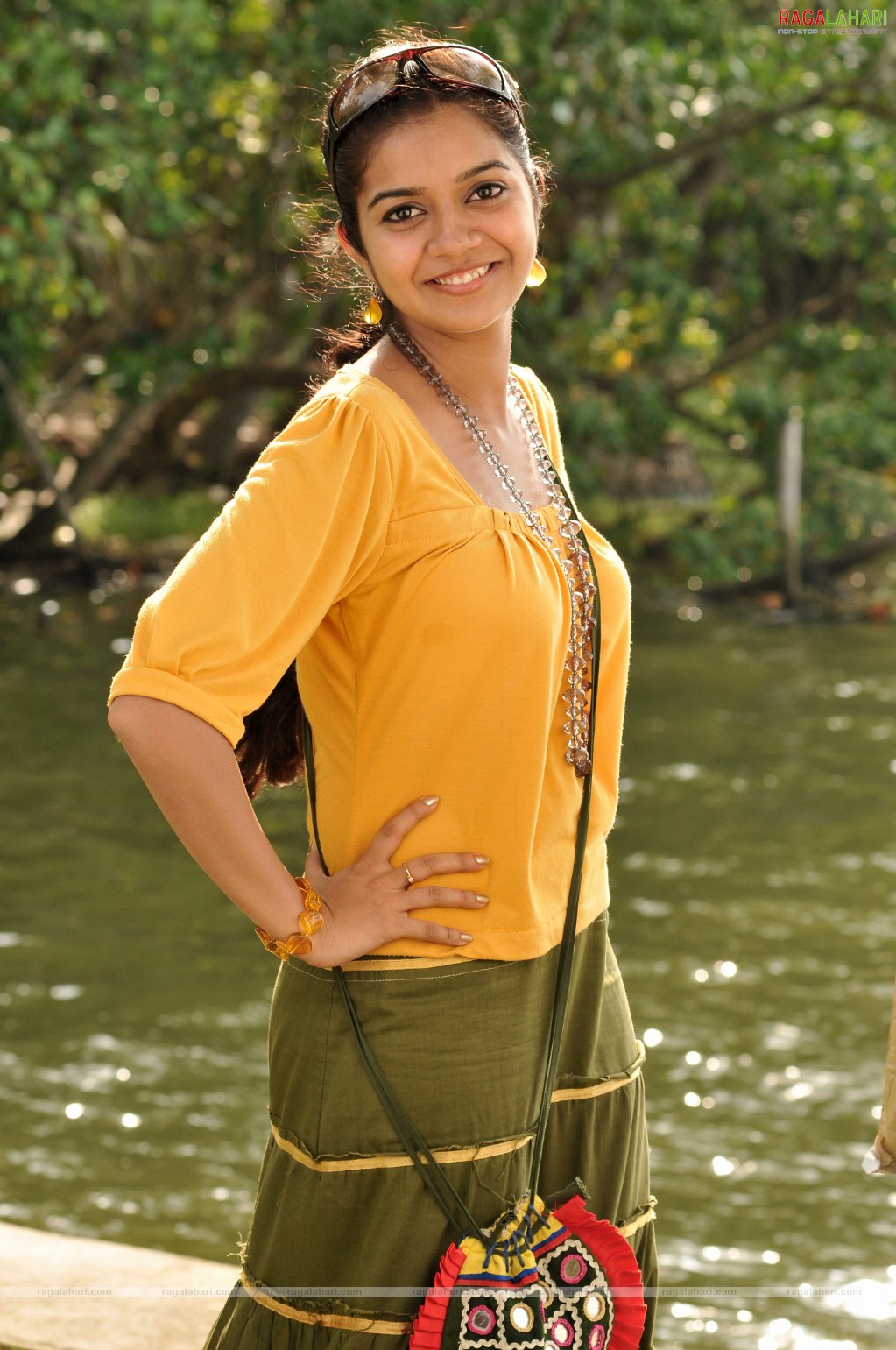 Colors Swathi