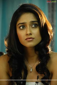 Ileana Photo Gallery from Kick