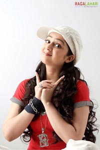 Charmi Photo Gallery from Sye Aata