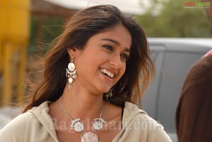 Ileana Photo Gallery