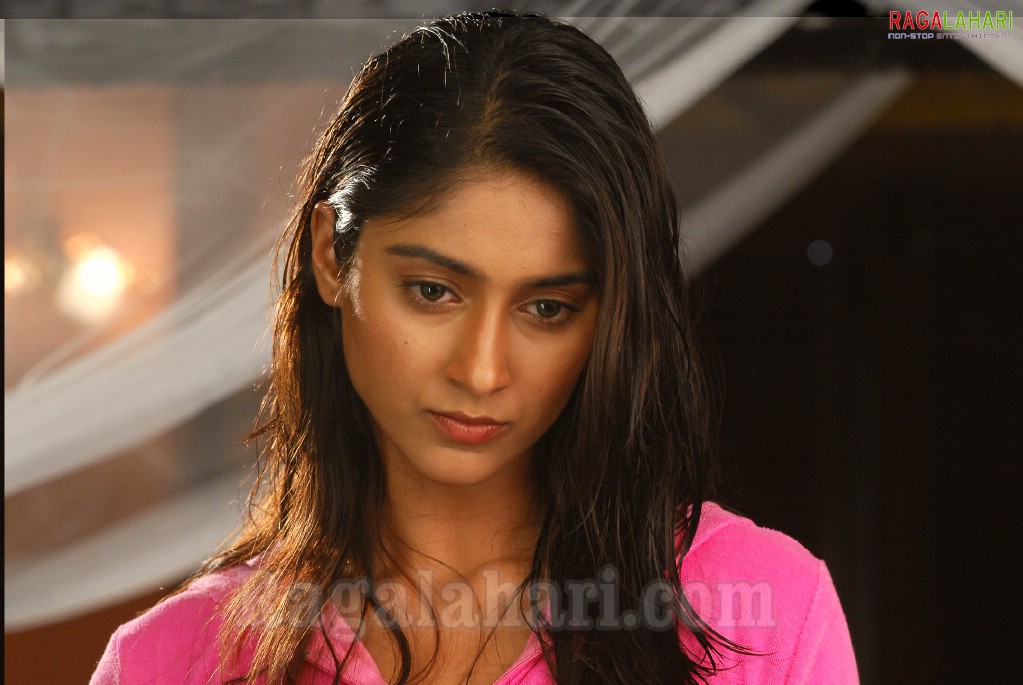 Ileana Dcruz Angry Pics, Expressions, Photo Gallery, Images