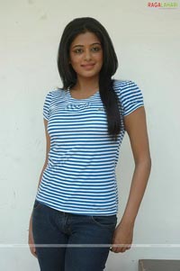 Priyamani Photo Gallery