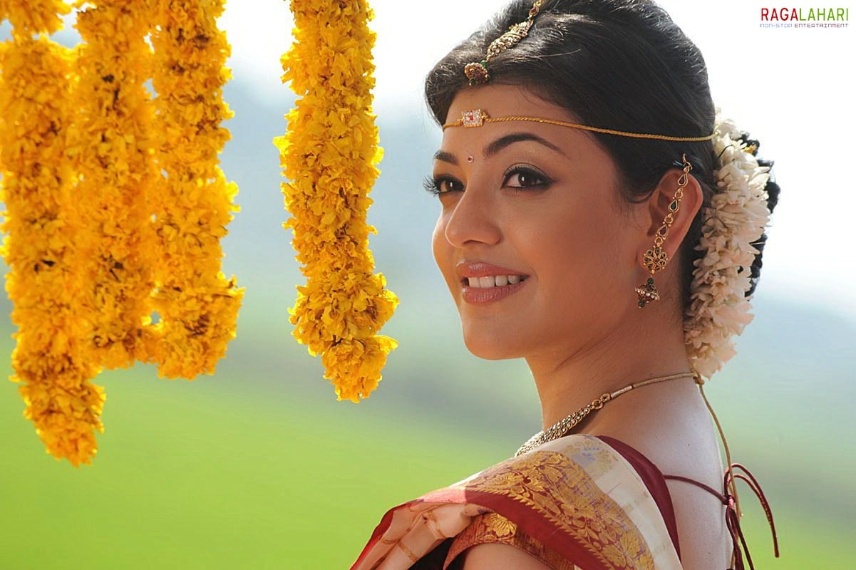 Kajal Aggarwal in Wedding Saree Photos from Mr.Perfect Movie