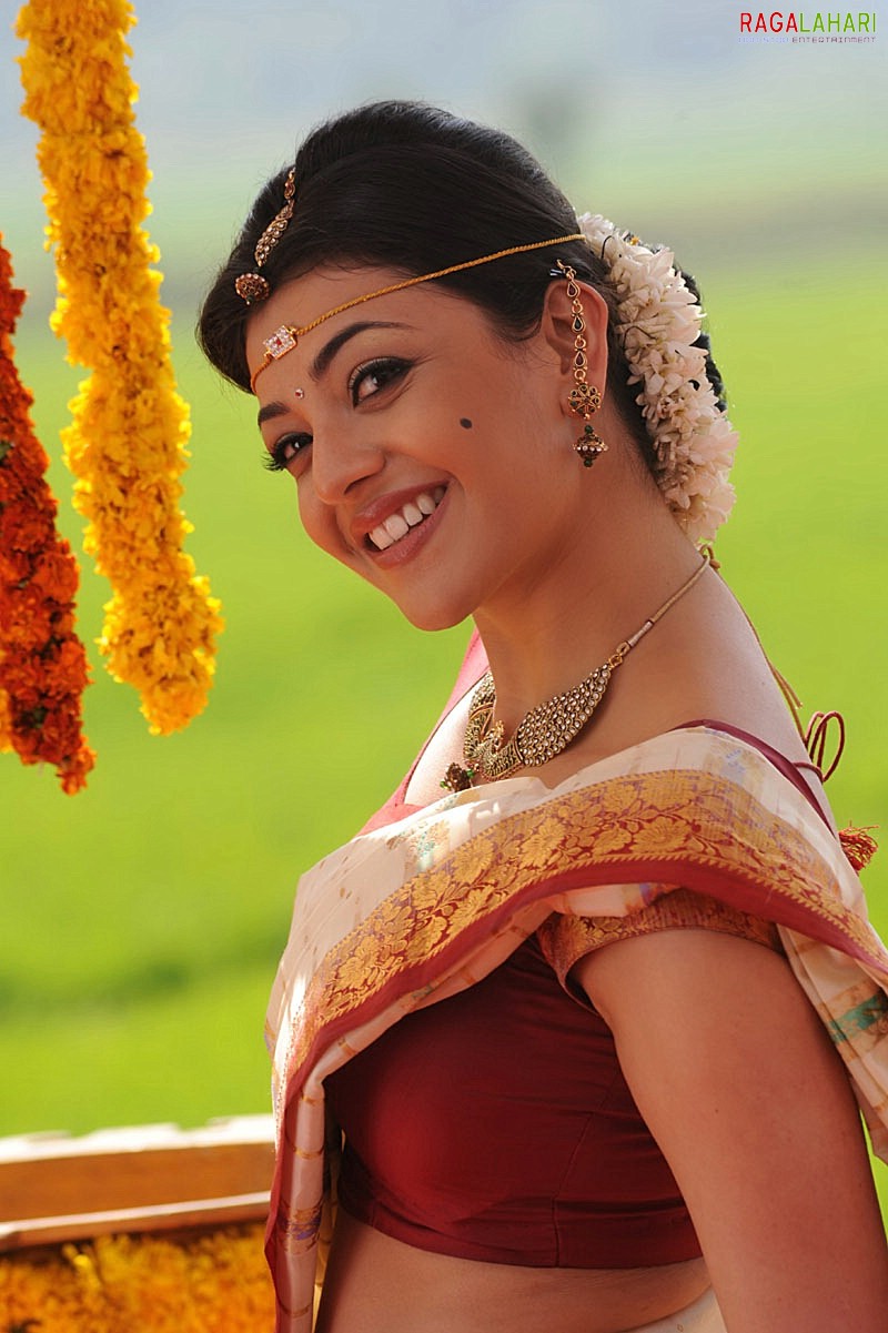 Kajal Aggarwal in Wedding Saree Photos from Mr.Perfect Movie