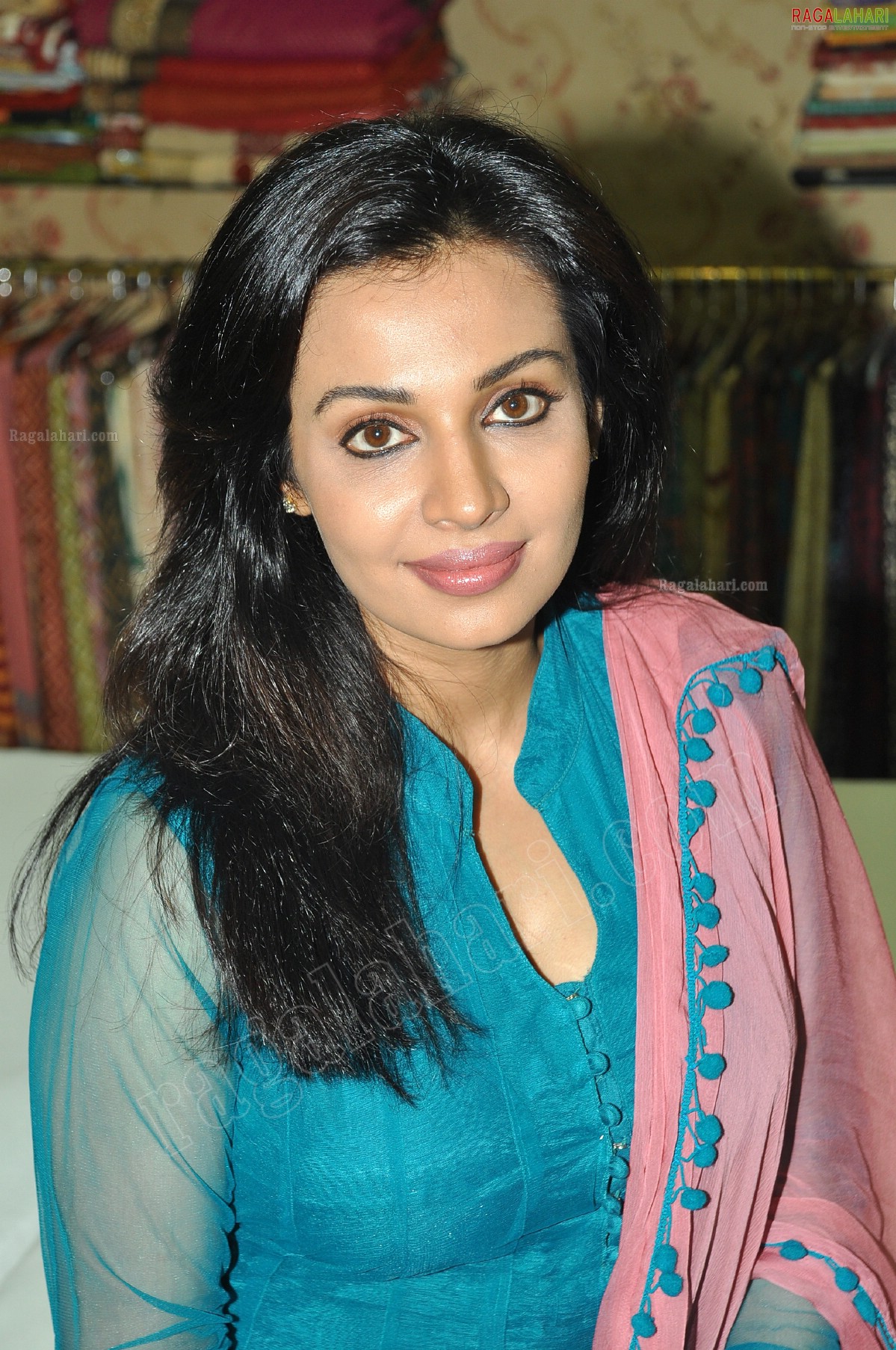 Asha Shaini (Hi-Res)