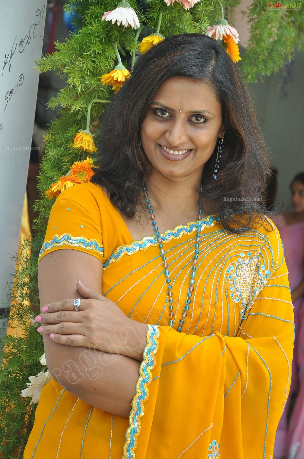 Singer Kausalya (Hi-Res)