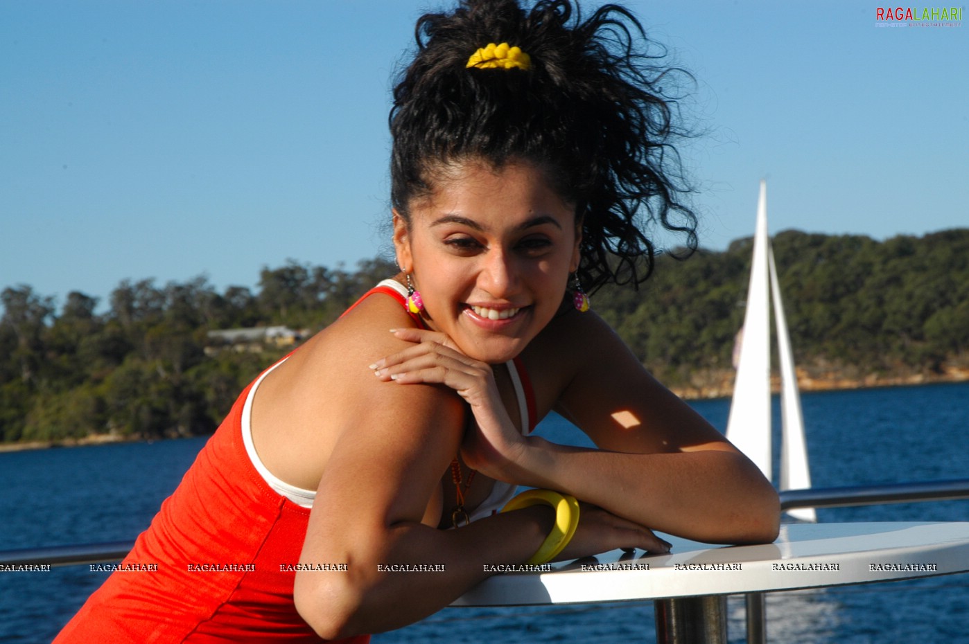 Taapsee (Posters)