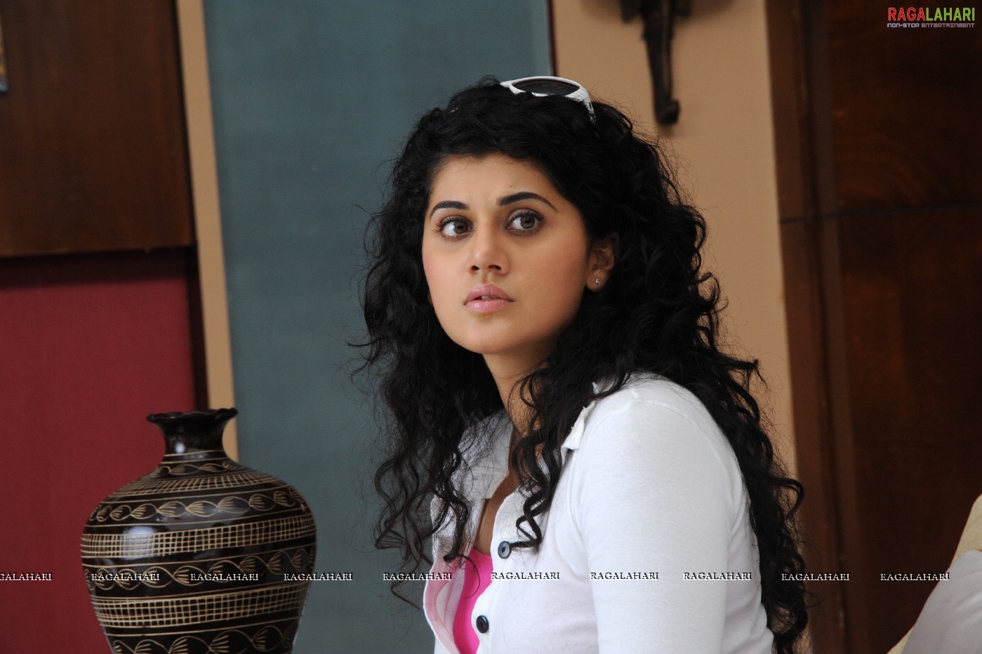 Taapsee (Posters)