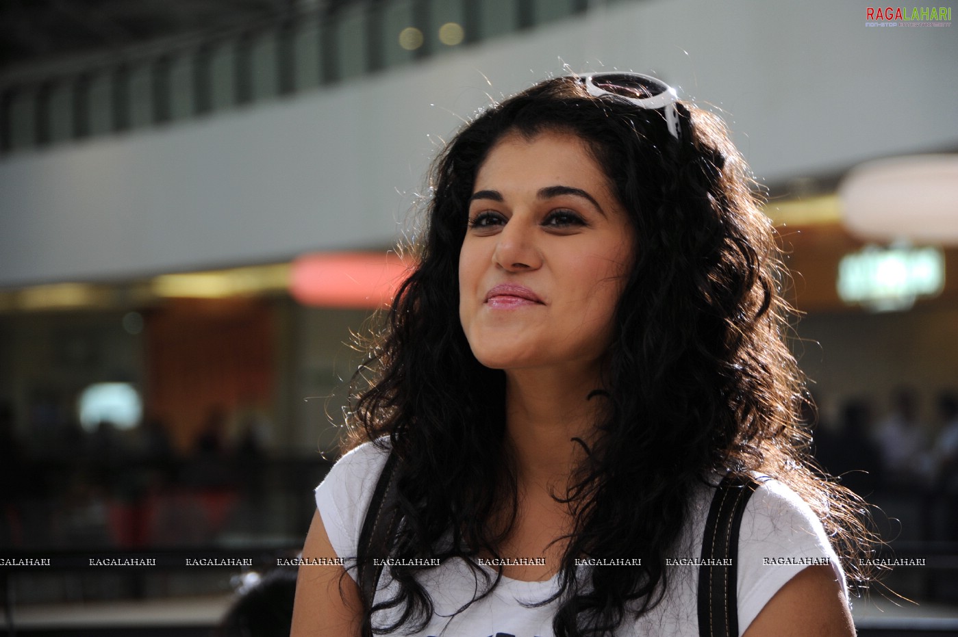 Taapsee (Posters)