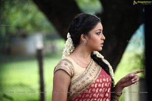 Tanushree Dutta Print Size Photos