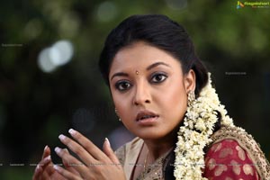 Tanushree Dutta Print Size Photos