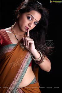 Trisha Look alike Beautiful Reshma Studio Shoot