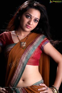 Trisha Look alike Beautiful Reshma Studio Shoot