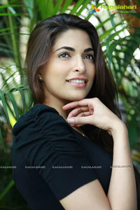 Parvathy Omanakuttan in David Billa