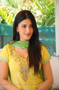 Shruthi Haasan