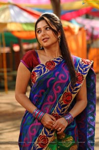 Bhumika Chawla HD Wallpapers