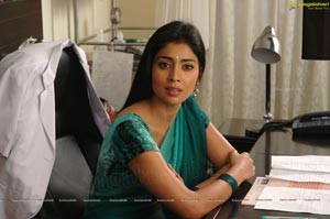 Expressions of Shriya Saran